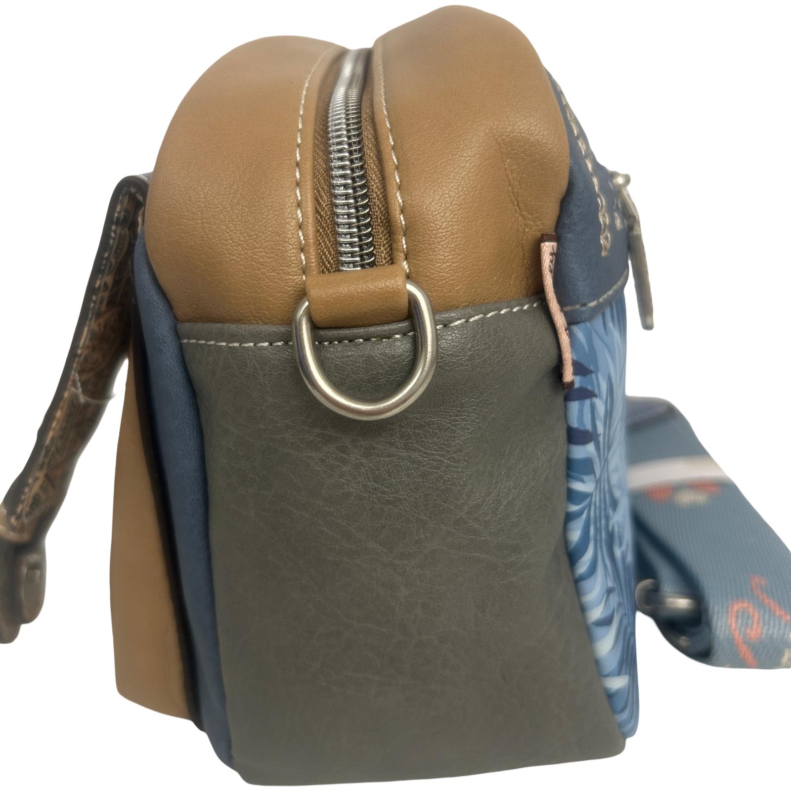Geantă crossbody cu buzunar spate.