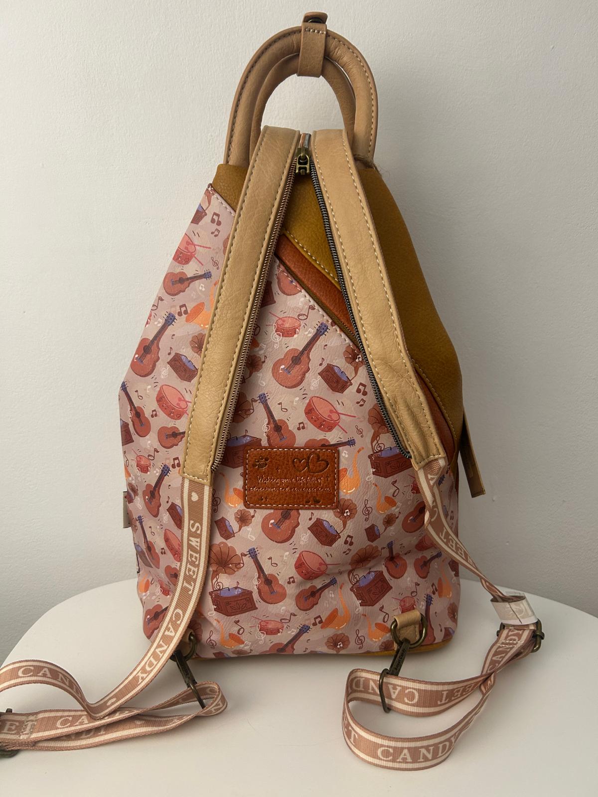 Sweet Candy Anti-Theft Synthetic Doll Backpack for Women with Exterior Pockets and Zippered Straps