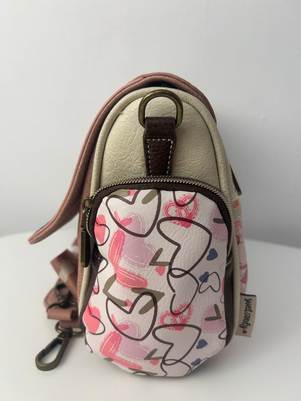 Geantă crossbody sintetică Sweet Candy cu 3 buzunare exterioare cu fermoar pentru femei
