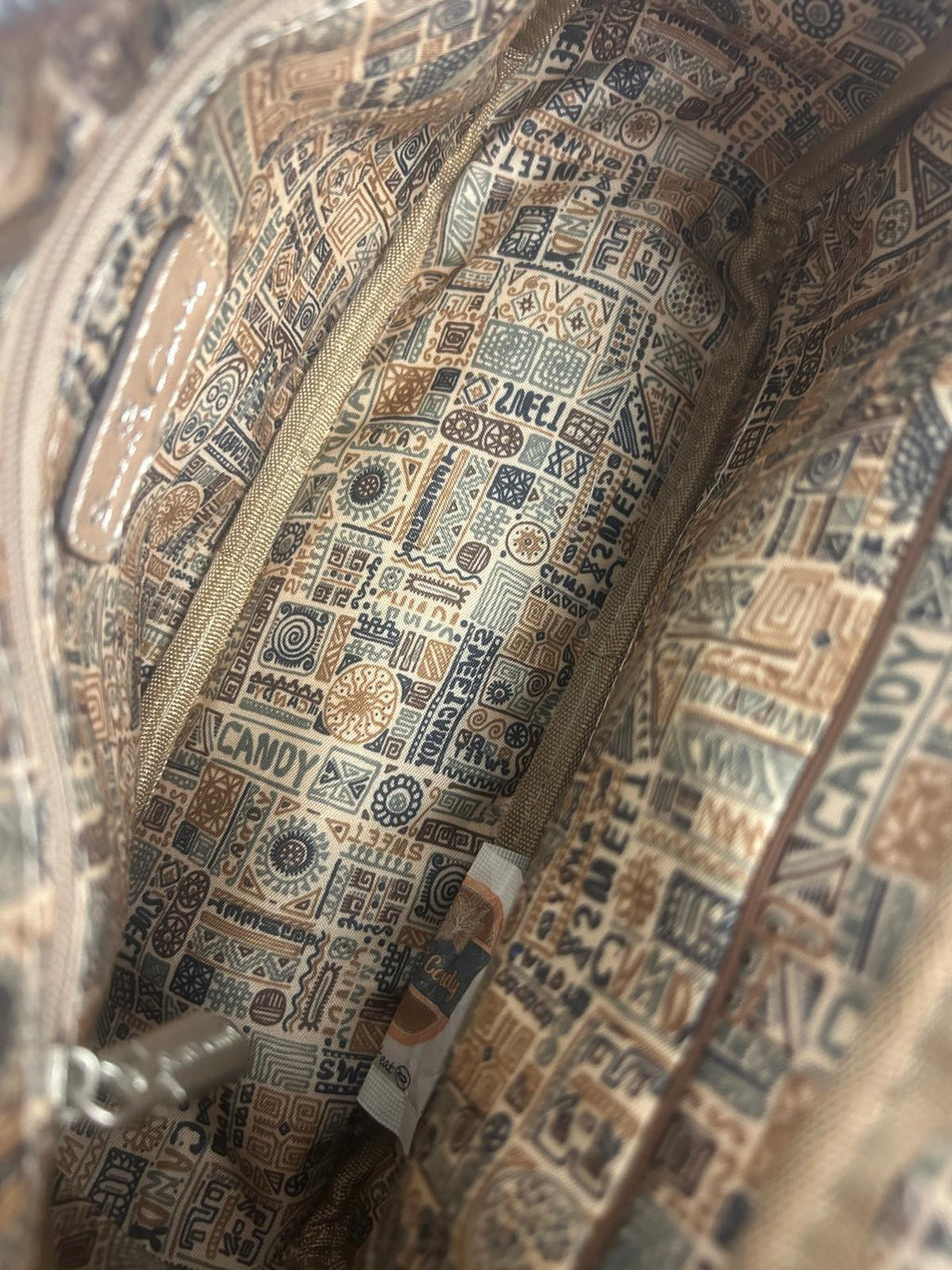 Geantă crossbody cu buzunar spate