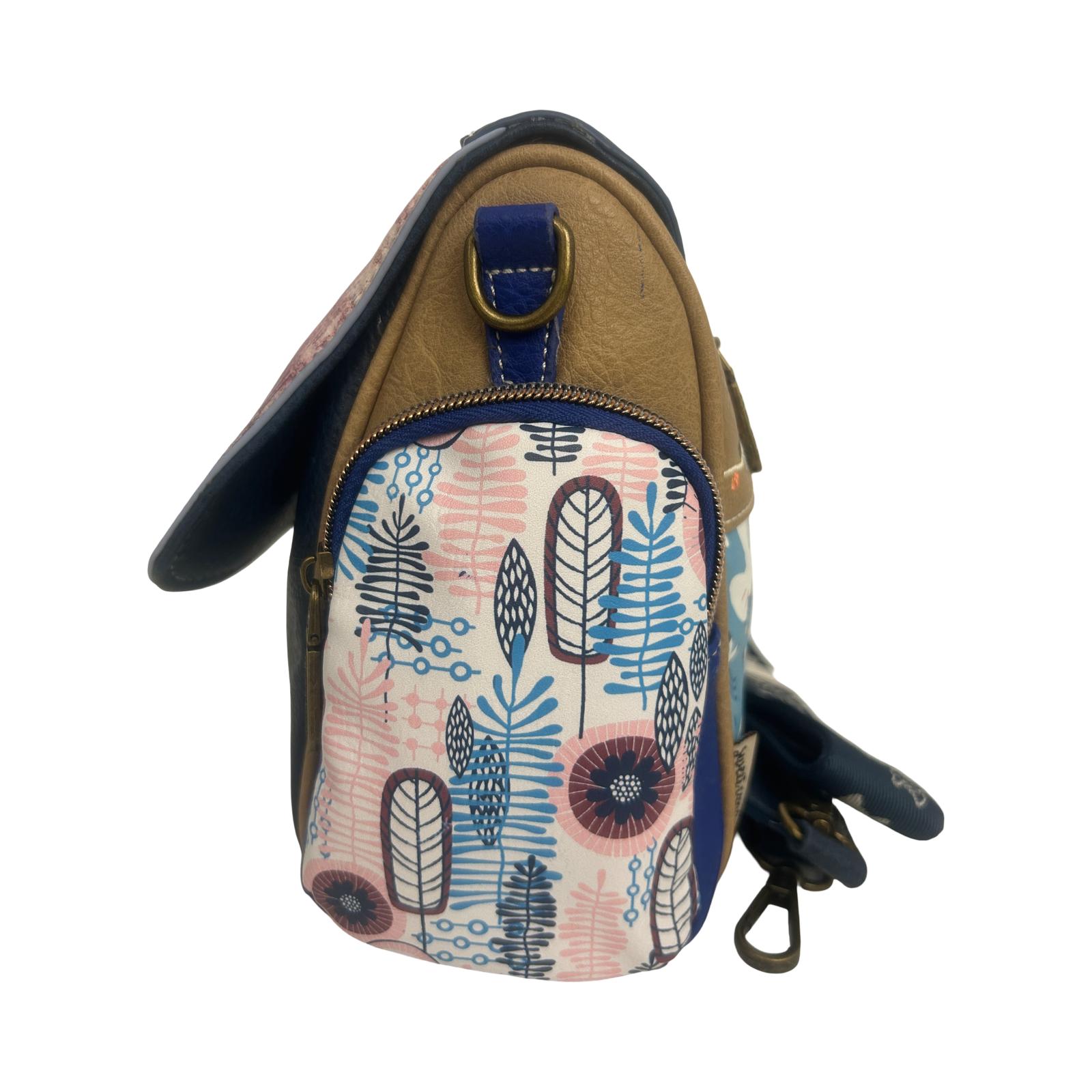 Geanta crossbody cu 3 buzunare exterioare cu fermoar .